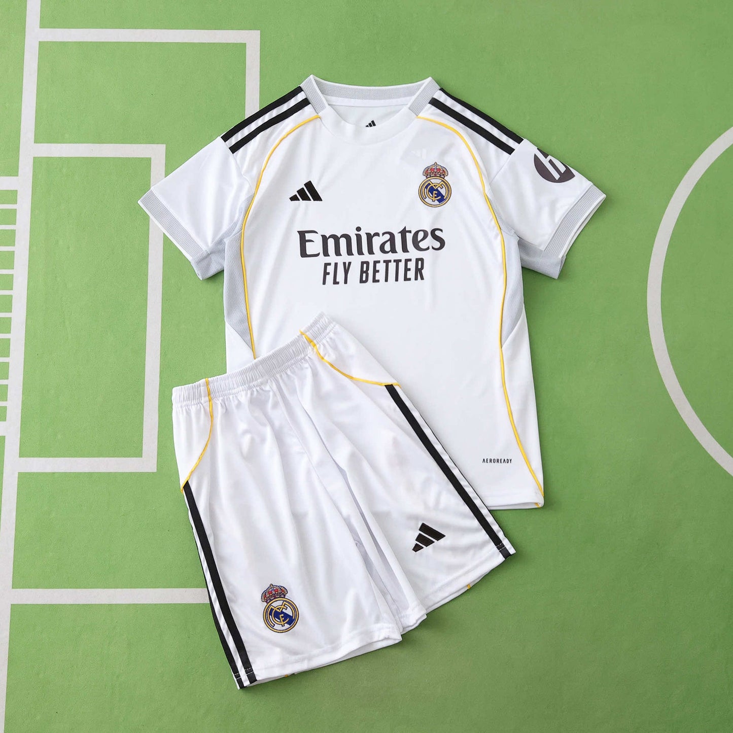 Real Madrid Home Kit 25/26 Kids