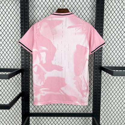 REAL MADRID PINK DREAM KIT